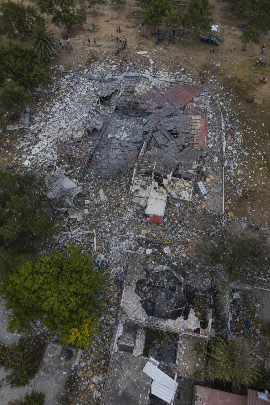 Video de dron muestra destrucción tras explosión de pirotecnia en fiestas en México