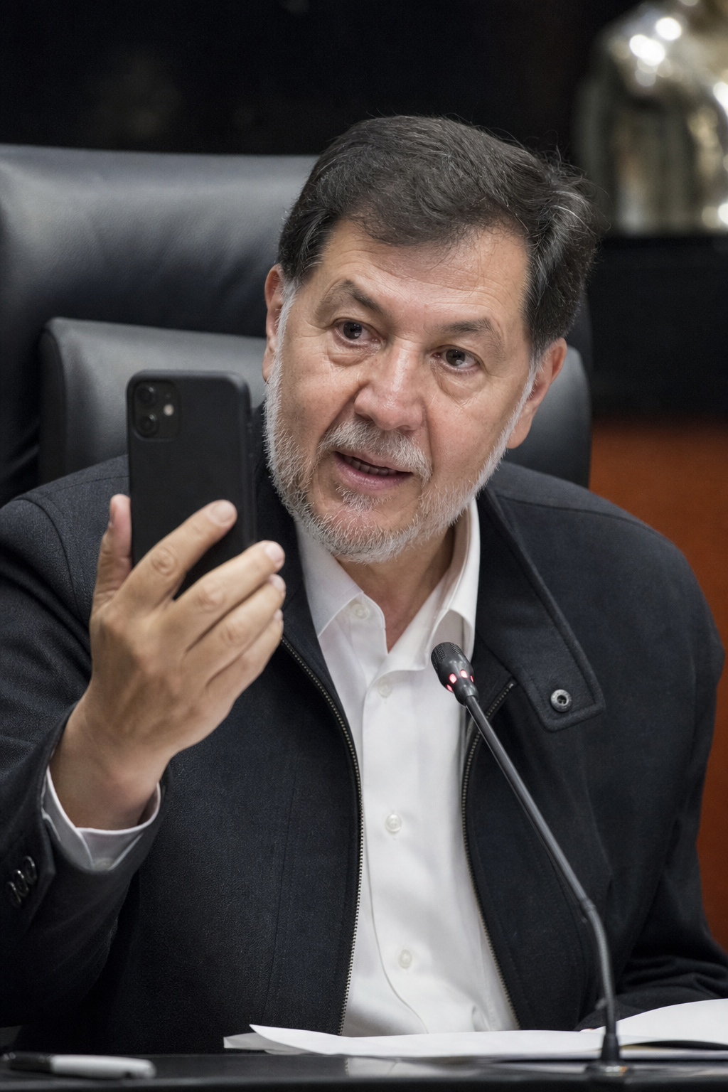 Gerardo Fernández Noroña advierte que empezará a grabar: “Será famoso a mis costillas”